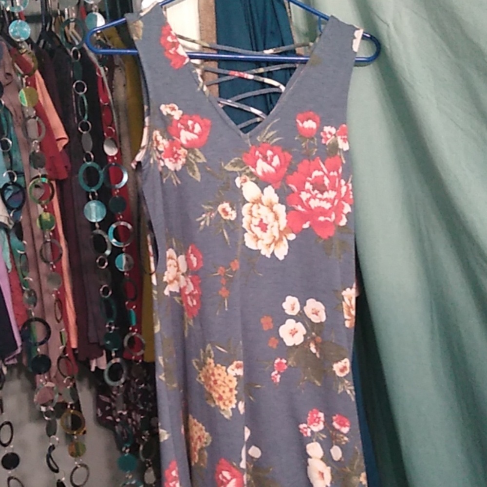 Women's dress